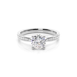 Verlobungsringe mit verstecktem Halo-Diamant