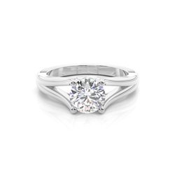 Verlobungsringe mit verstecktem Halo-Diamant