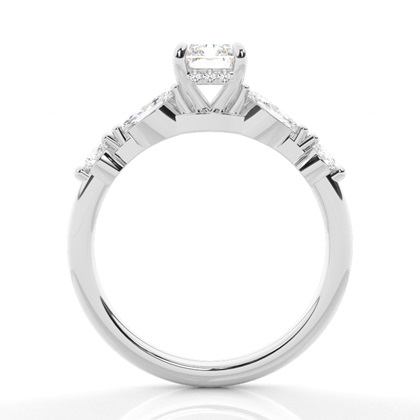 Verlobungsringe mit verstecktem Halo-Diamant