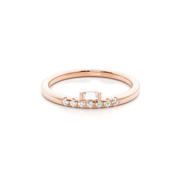Off- center Baguette diamond everyday ring