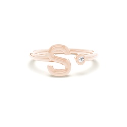 Diamantring mit Initialen