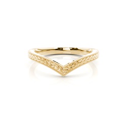 Chevron Shaped Vintage Wedding Band