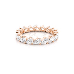 Welliger Tropfenform Diamant Memoriering