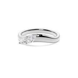 Gebogener Diamant-Trauring mit verdichtetem Cluster