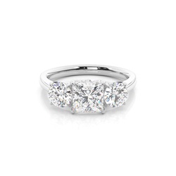 Floraler Blütenblatt Trilogie Diamant Verlobungsring