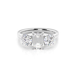 Floraler Blütenblatt Trilogie Diamant Verlobungsring