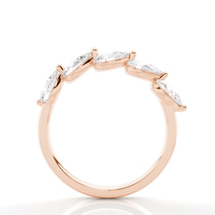 Zeitloser Diamant Overlay Halb Memoriering In Tropfenform