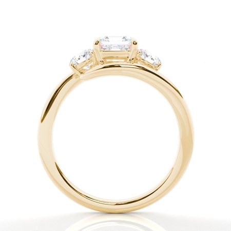 Trilogie Verlobungsring mit Asscher-Diamanten und Bypass-Schiene