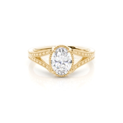 Vintage Verlobungsring mit Solitär-Diamant und geteiltem Ringband