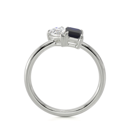 Toi-Et-Moi-Ring Mit Birnengeschliffenem Diamanten Und Smaragdgeschliffenem Blauem Saphir