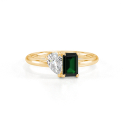 Toi-Et-Moi-Ring Mit Birnengeschliffenem Diamanten Und Smaragdgeschliffenem Smaragd