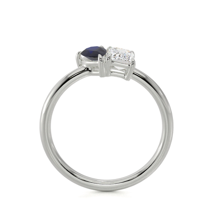 Toi-Et-Moi-Ring Mit Birnengeschliffenem Blauem Saphir Und Smaragdgeschliffenem Diamanten