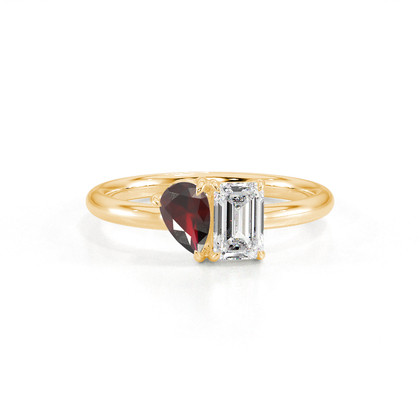 Toi-Et-Moi-Ring Mit Birnengeschliffenem Rubin Und Smaragdgeschliffenem Diamanten