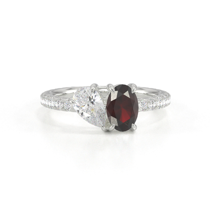 Toi-Et-Moi-Ring Mit Birnengeschliffenem Diamanten Und Oval Geschliffenem Rubin, Pavierter Ringschiene

