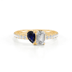 Toi-Et-Moi-Ring Mit Birnengeschliffenem Rubin Und Smaragdgeschliffenem Diamanten, Pavierter Ringschiene