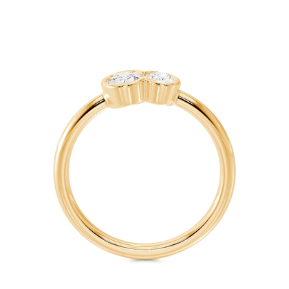 Toi Et Moi Ring mit ovalem Diamanten in Lünettenfassung