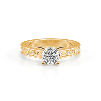 Gravierter Vintage-Verlobungsring mit Diamantbesatz
