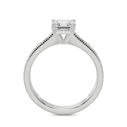Gravierter Vintage-Verlobungsring mit Diamantbesatz